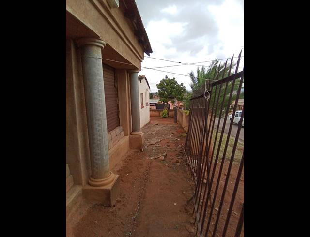 4 BEDROOM HOUSE FOR SALE IN MAMELODI EAST